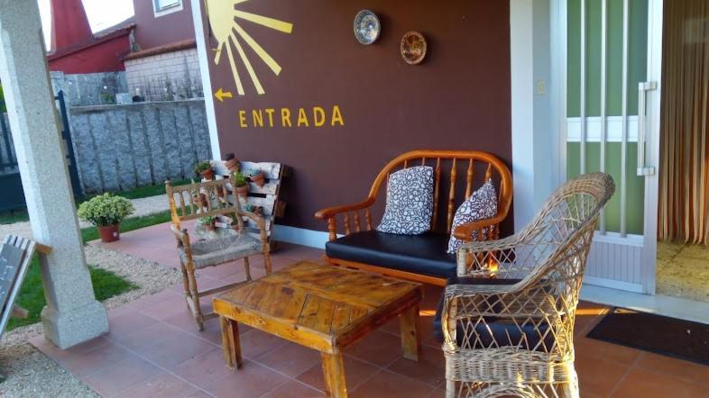 Albergue Vintecatro Caldas De Reis Exterior photo